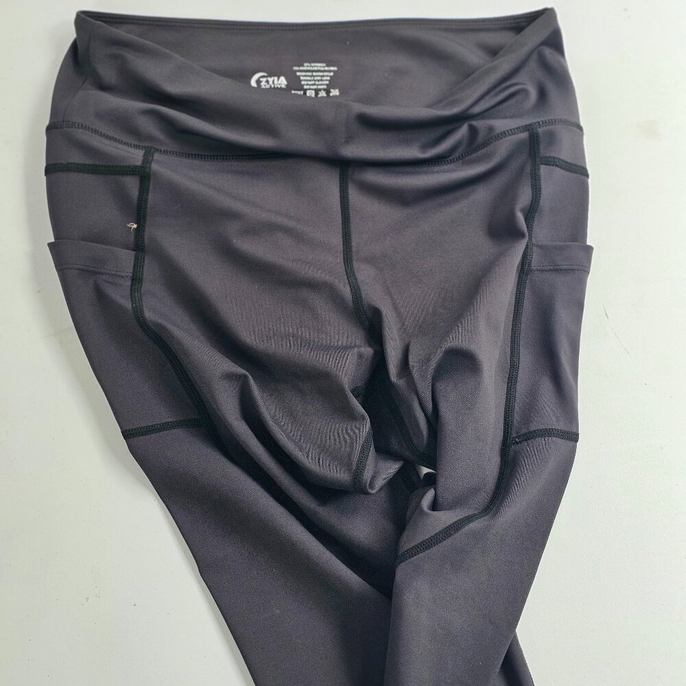 Athletic leggings